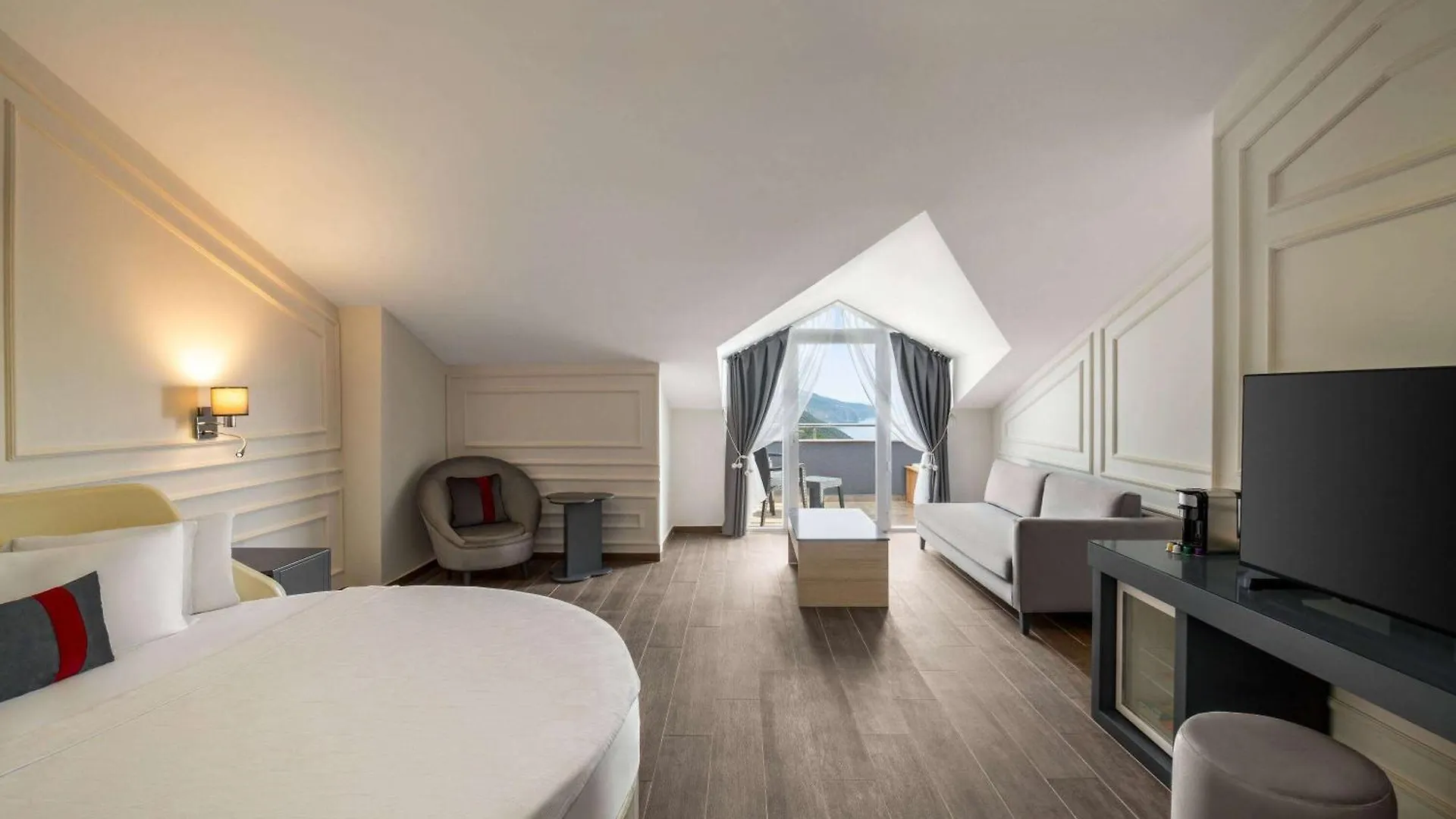 Ramada By Wyndham Fethiye Oludeniz (Adults Only) Hotel