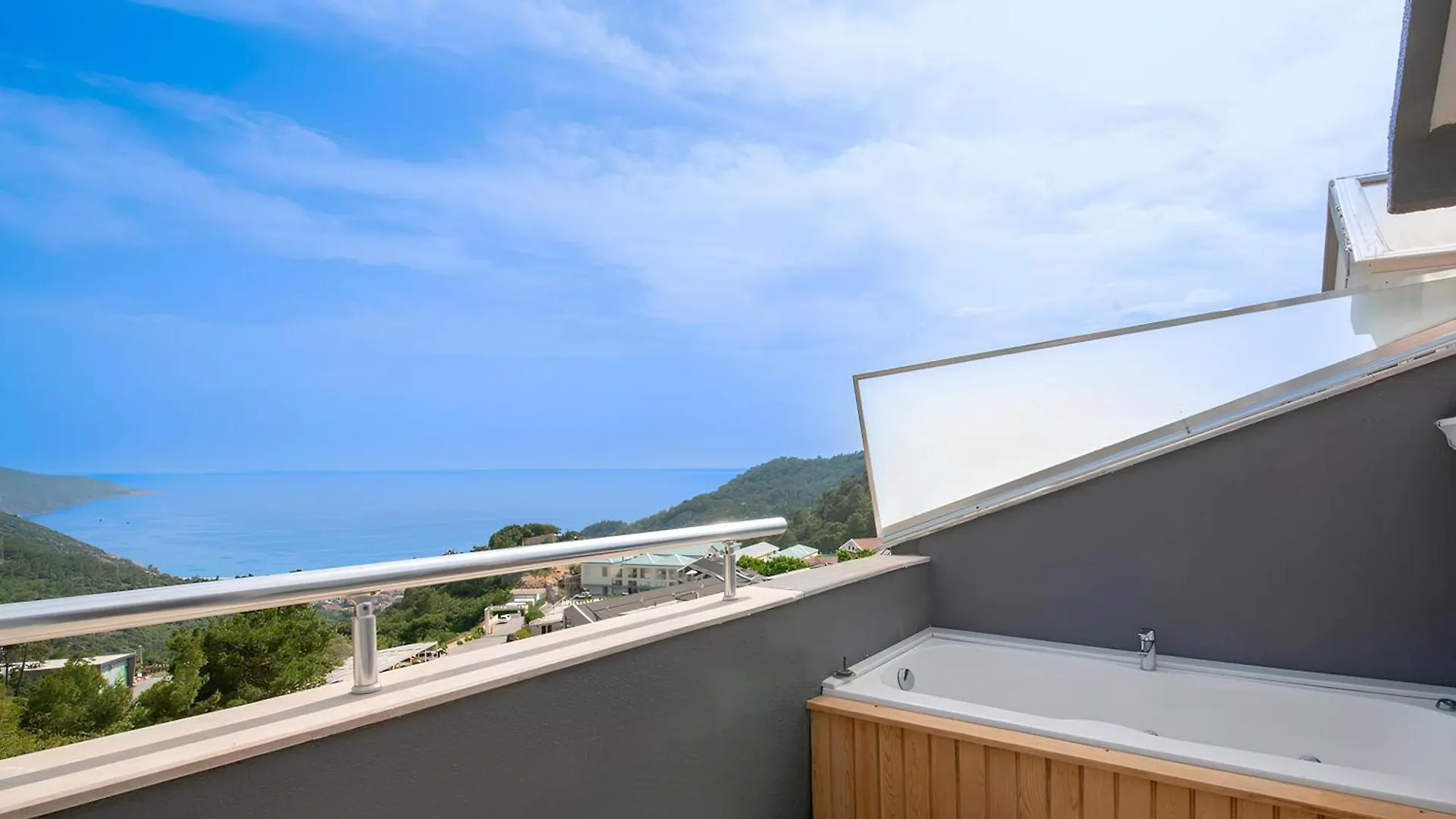 Ramada By Wyndham Fethiye Oludeniz (Adults Only) Hotel